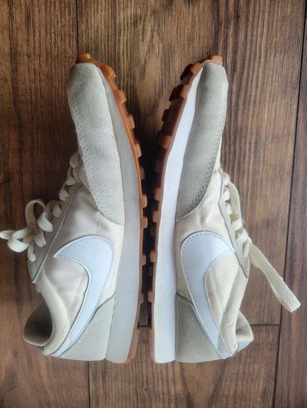 Nike DayBreak Sneakers Summit White / Pale Ivory Color Size 7